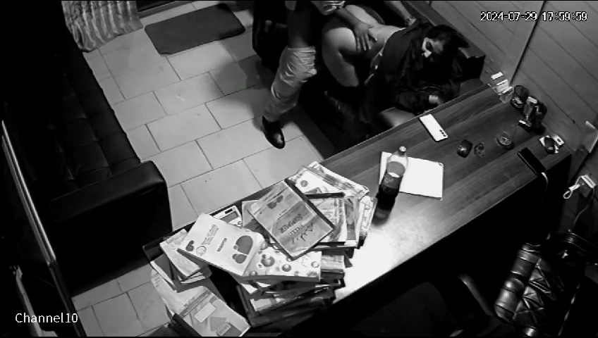 Paki muslim wife doggy sex hotel ke watchman sath cctv