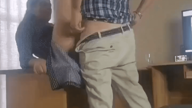 Pune MILF Tuition Teacher Se Chudwayi Jab Son Bahar Khel Raha Tha